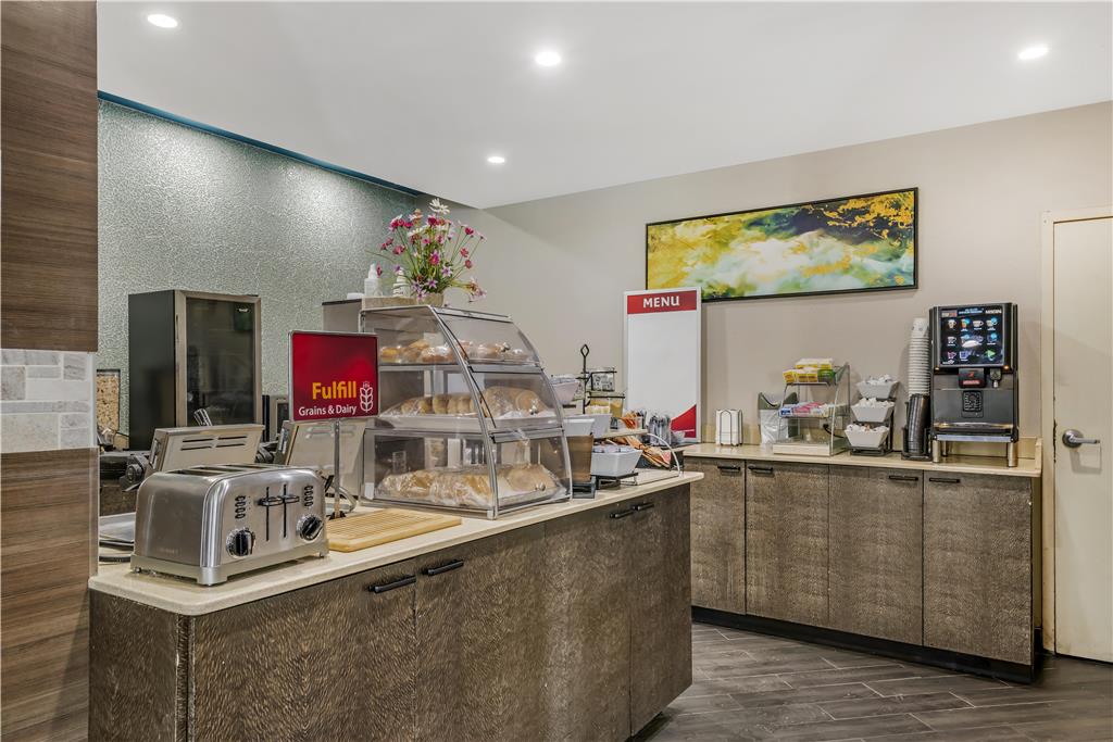 Best Western Plus Sanford Airport Lake Mary Hotel - photo 8