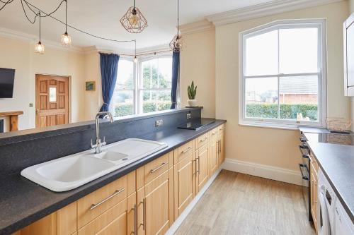 Host Stay Ground Floor The Old Vicarage