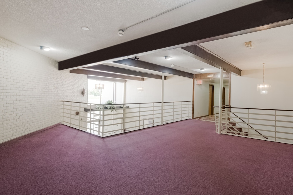 OYO Hotel Morton East Peoria I 74 - photo 23