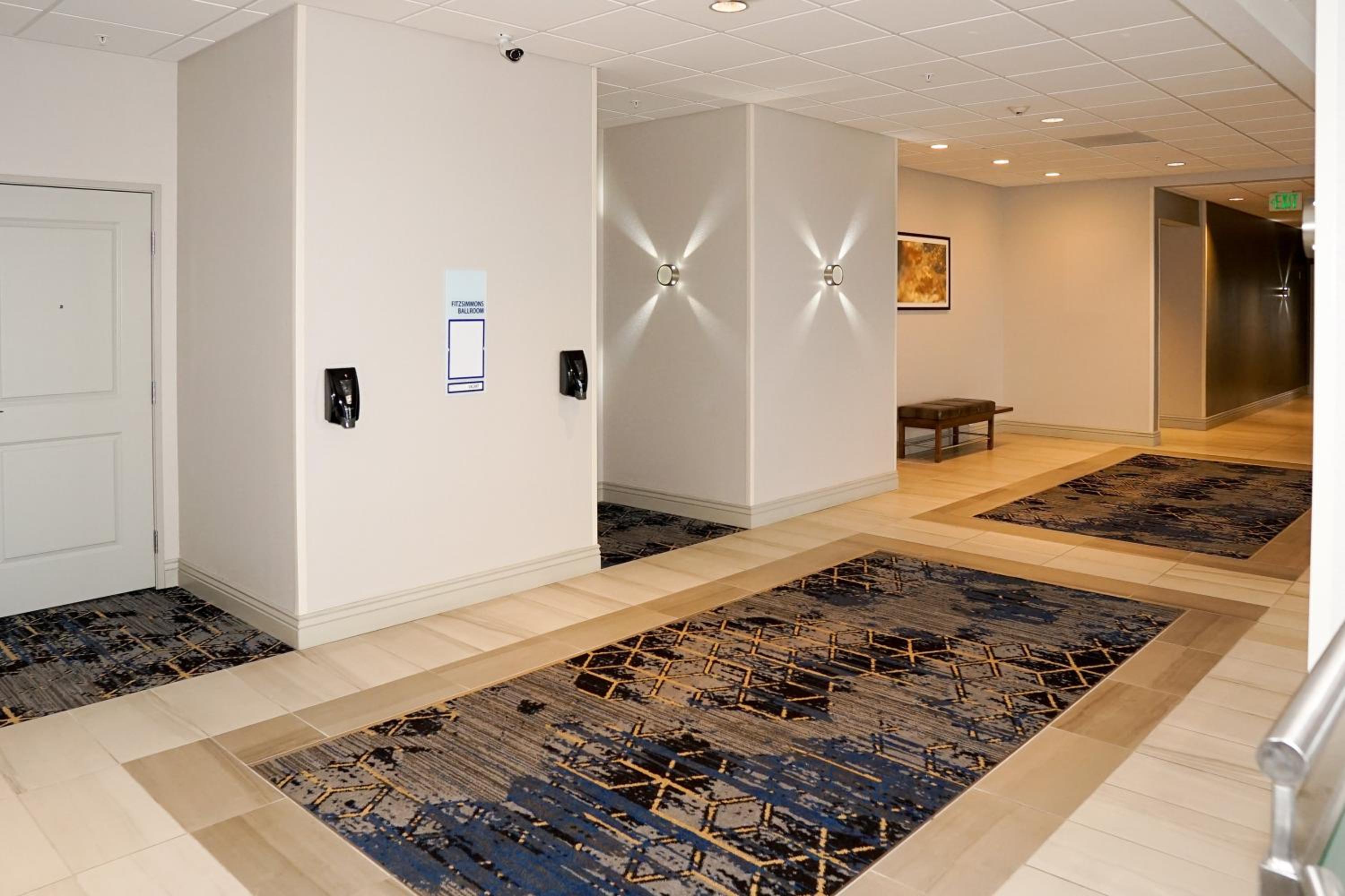 Holiday Inn Express & Suites Denver Aurora Medical Campus - photo 155