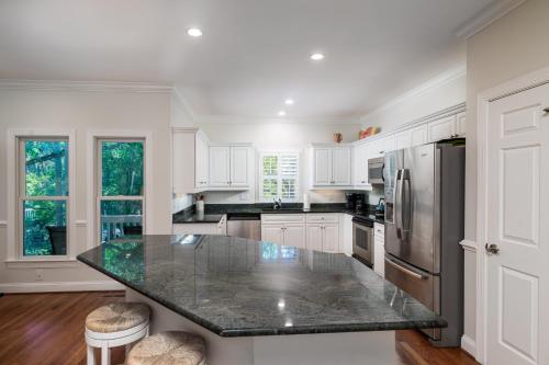 1006 Crooked Oaks in Seabrook Island, United States