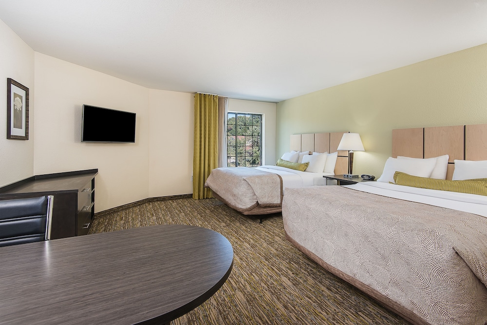 Candlewood Suites Bloomington by IHG - photo 8
