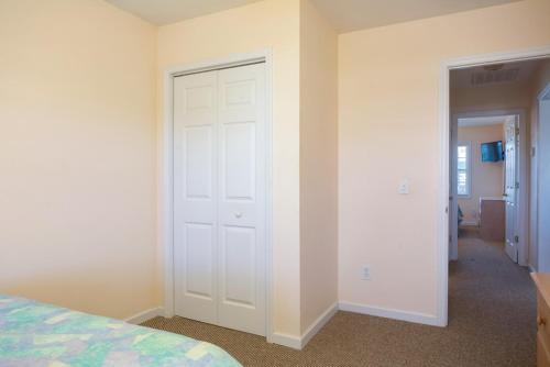 No Worries by Oak Island Accommodations - photo 17