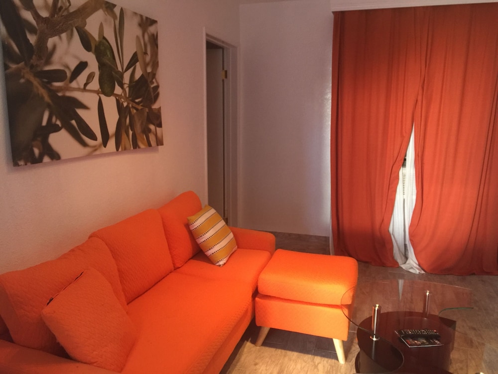 Tradewinds All Suite Hotel - photo 14