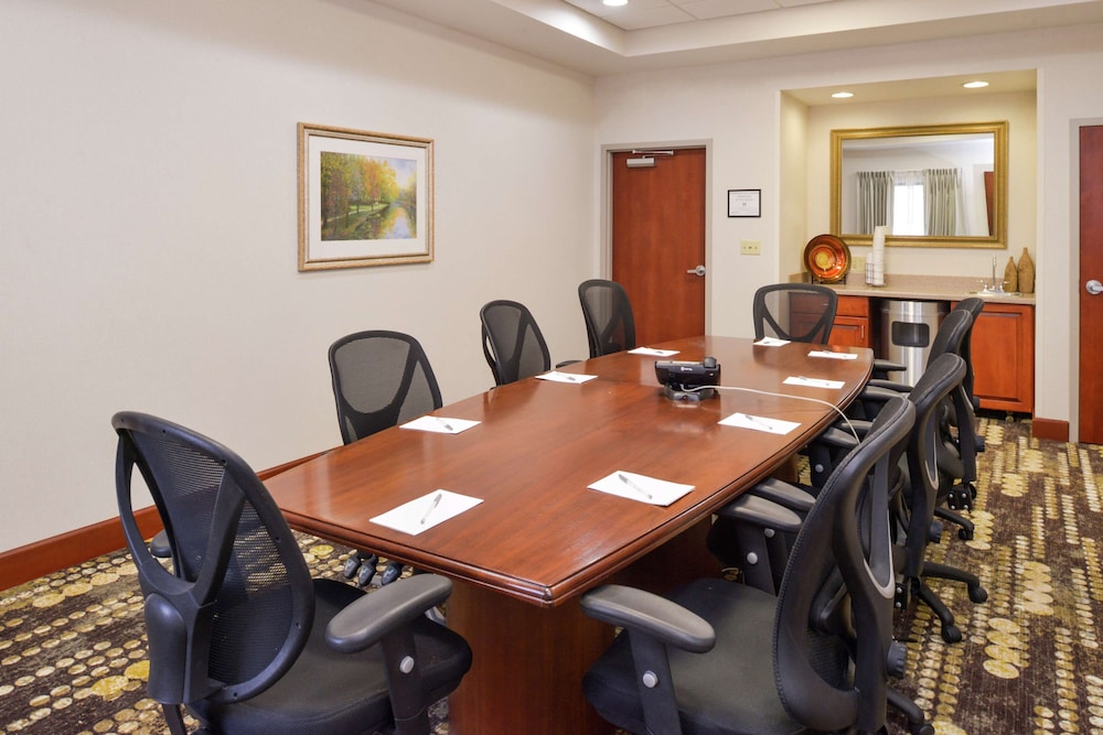 Hampton Inn & Suites Wilmington - photo 63