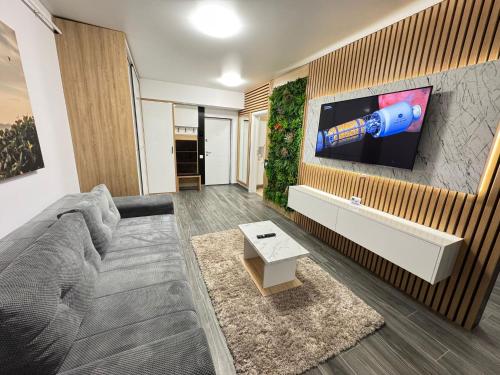 Luxury Glam Apartments Central Adress Bucuresti with Parking — 4-Star Luxury Hotel in Bucharest, Romania