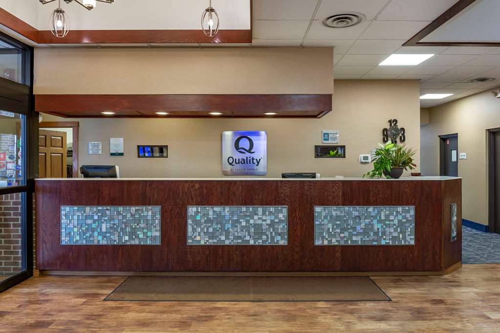 Quality Inn & Suites Zanesville City Center — hotel in Zanesville