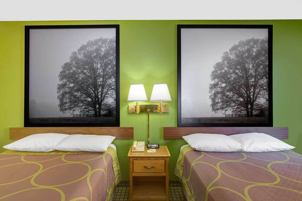 Super 8 by Wyndham Radford VA - photo 5