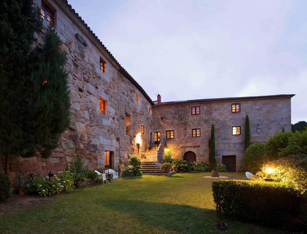 Pazo De Bentraces - last minute hotel in Toen