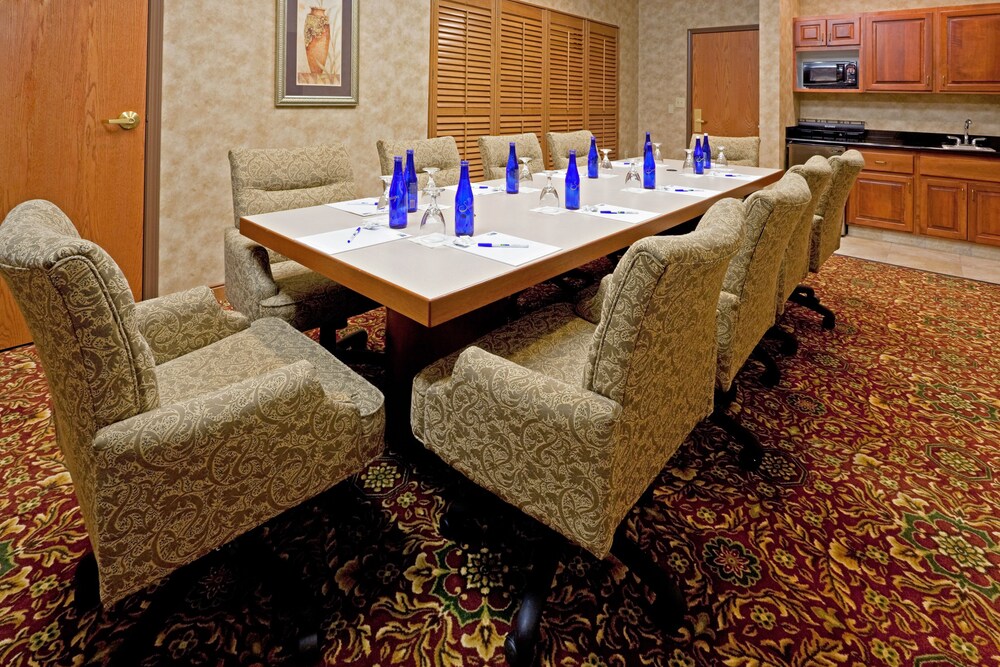 Holiday Inn Express Syracuse Fairgrounds by IHG - photo 57