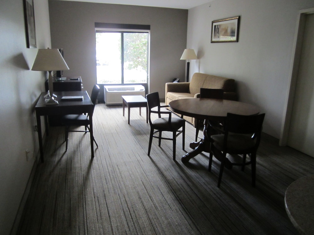 Holiday Inn Express & Suites Lake Placid by IHG - photo 33