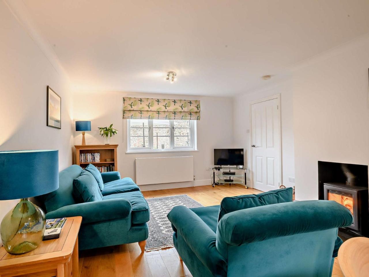 2 Bed in Holt 72898 in Holt, United Kingdom