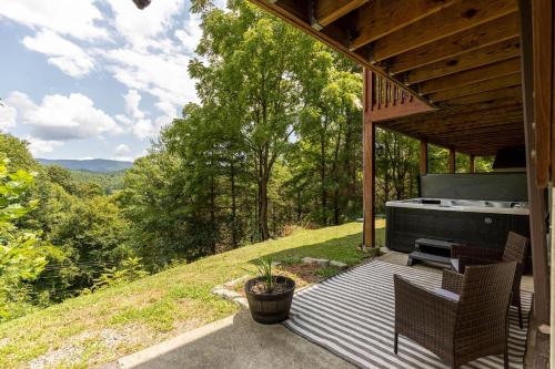 Lazy Bear Inn - photo 24