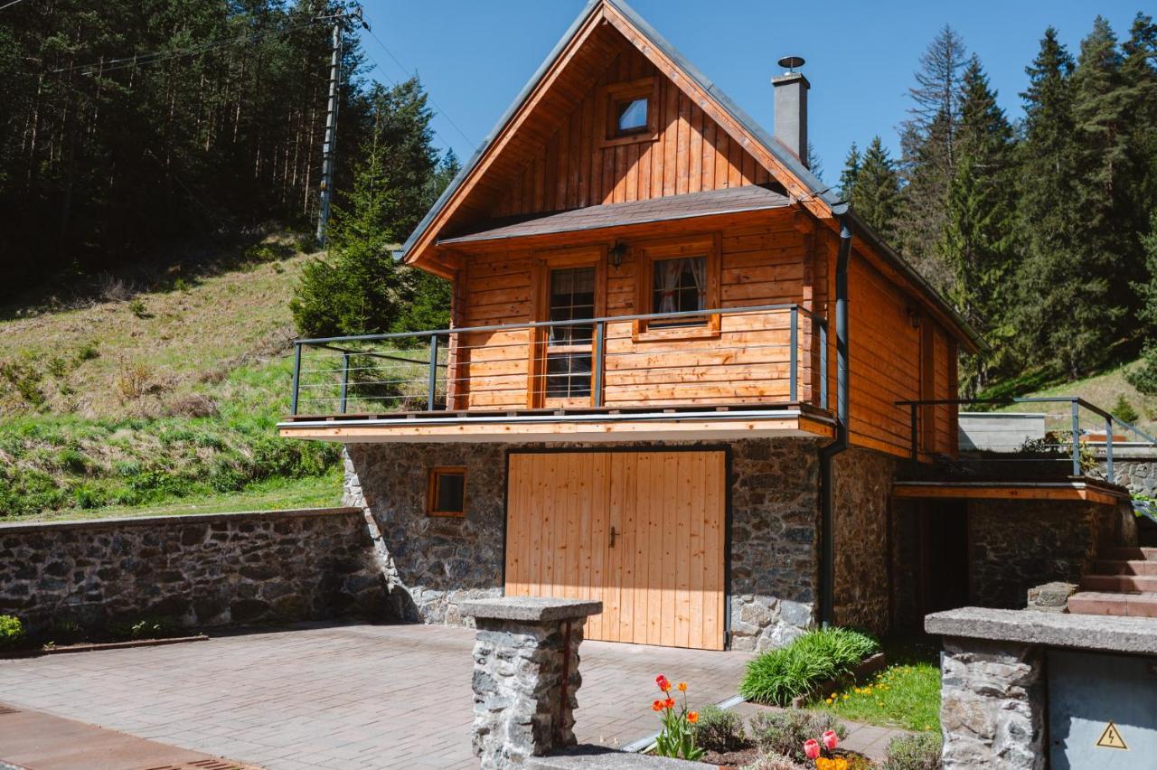Chata Júlia - carbon neutral hotel in Unknown City