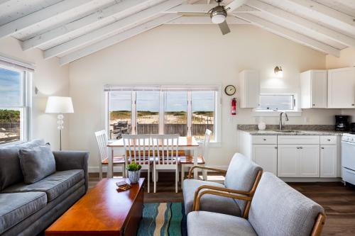 Truro Beach Cottages - photo 13