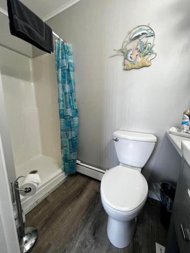Claddagh Motel & Suites - photo 20