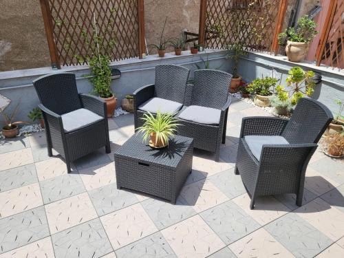 Casetta Polì Appartamento con terrazza Centro Storico — 4-Star Luxury Hotel in Palermo, Italy