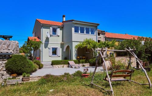 Gorgeous Home In Punta Kriza With Wifi — 4-Star Luxury Hotel in Mali Losinj, Croatia