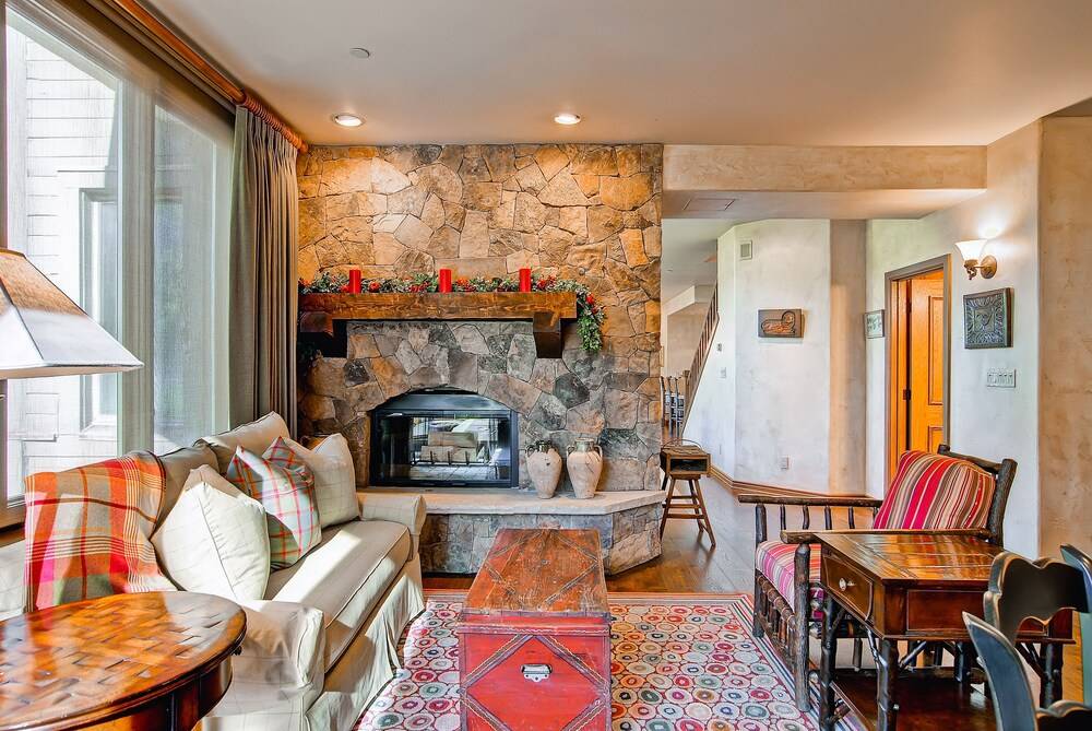 Highlands Slopeside by East West Hospitality - photo 248