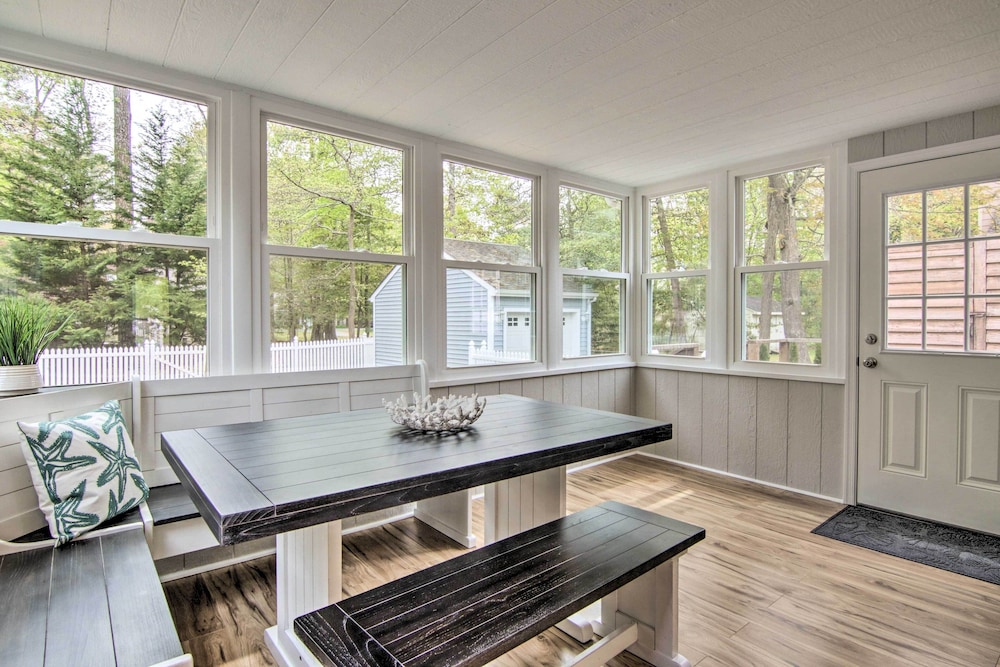 Water Access Sunroom: Ocean View Escape — hotel in Ocean View
