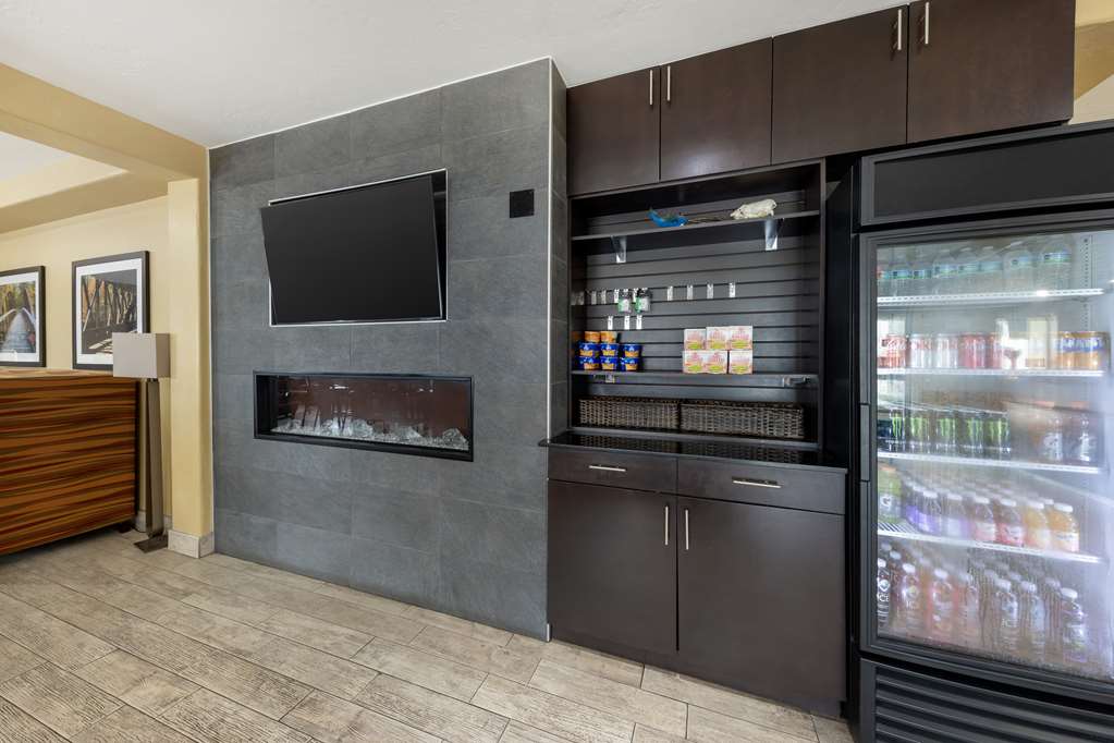 Best Western Greentree Inn & Suites - photo 27