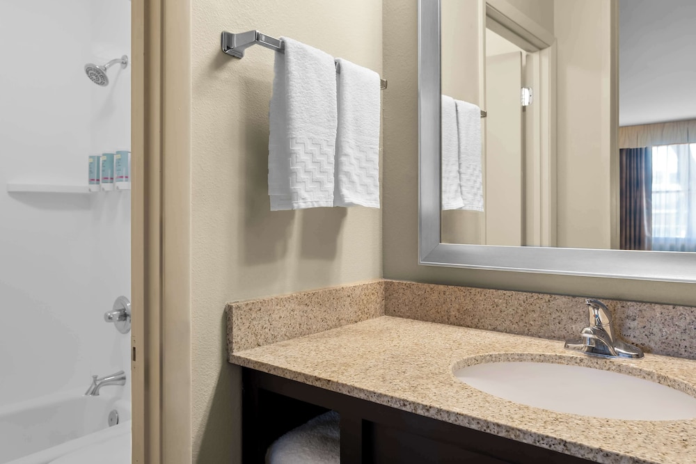 Best Western Newport Inn - photo 29