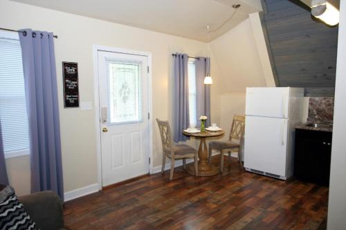 Snuggle Inn - photo 10