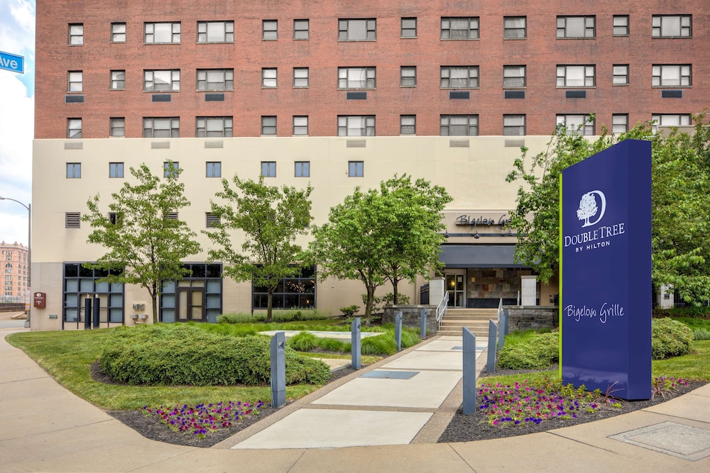 DoubleTree by Hilton Hotel & Suites Pittsburgh Downtown - photo 83
