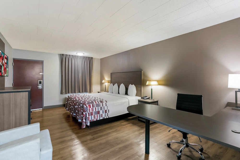 Red Roof Inn Baltimore - photo 10