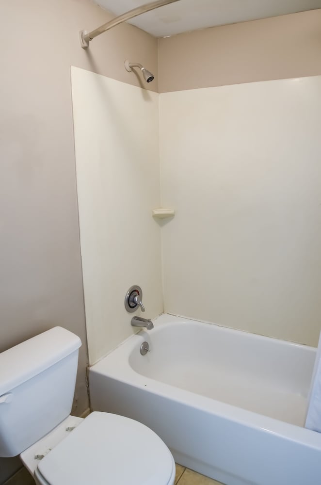 Cypress Inn & Suites Washington by OYO - photo 23