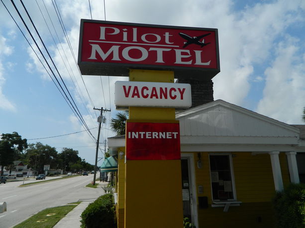 Pilot Motel — hotel in Holly Hill