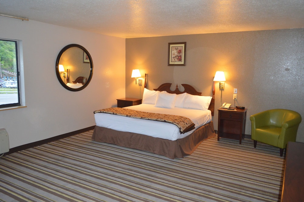 American Elite Inn - photo 15