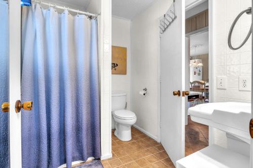 Shorebird by Oak Island Accommodations - photo 48