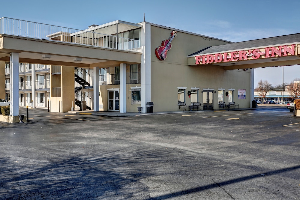 Fiddler's Inn - photo 15