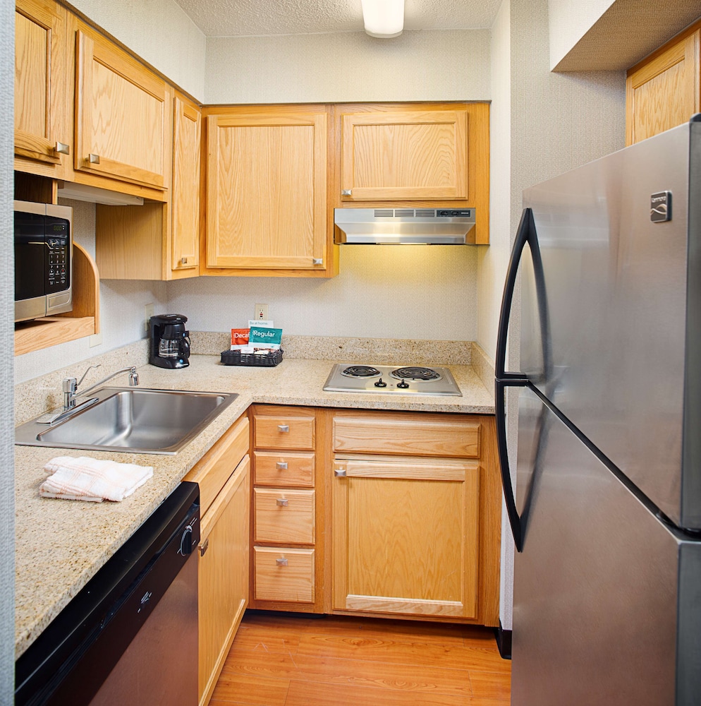 Homewood Suites by Hilton Raleigh Cary - photo 18