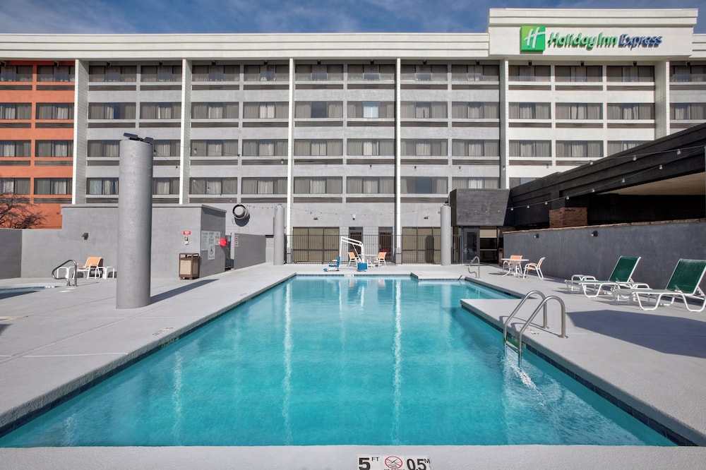 Holiday Inn Express Flagstaff by IHG - photo 13