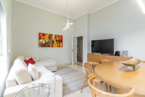 Apart T3 com piscina tenis ginasio e parq infant — 4-Star Luxury Hotel in Lisbon, Portugal