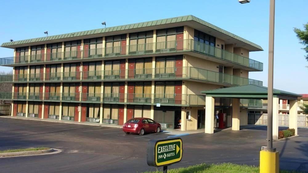 Executive Inn Laurel — Laurel