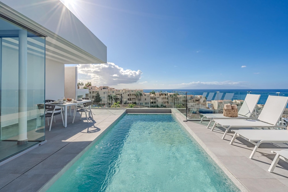 Casangular by Upper — 4-Star Luxury Hotel in Adeje, Spain