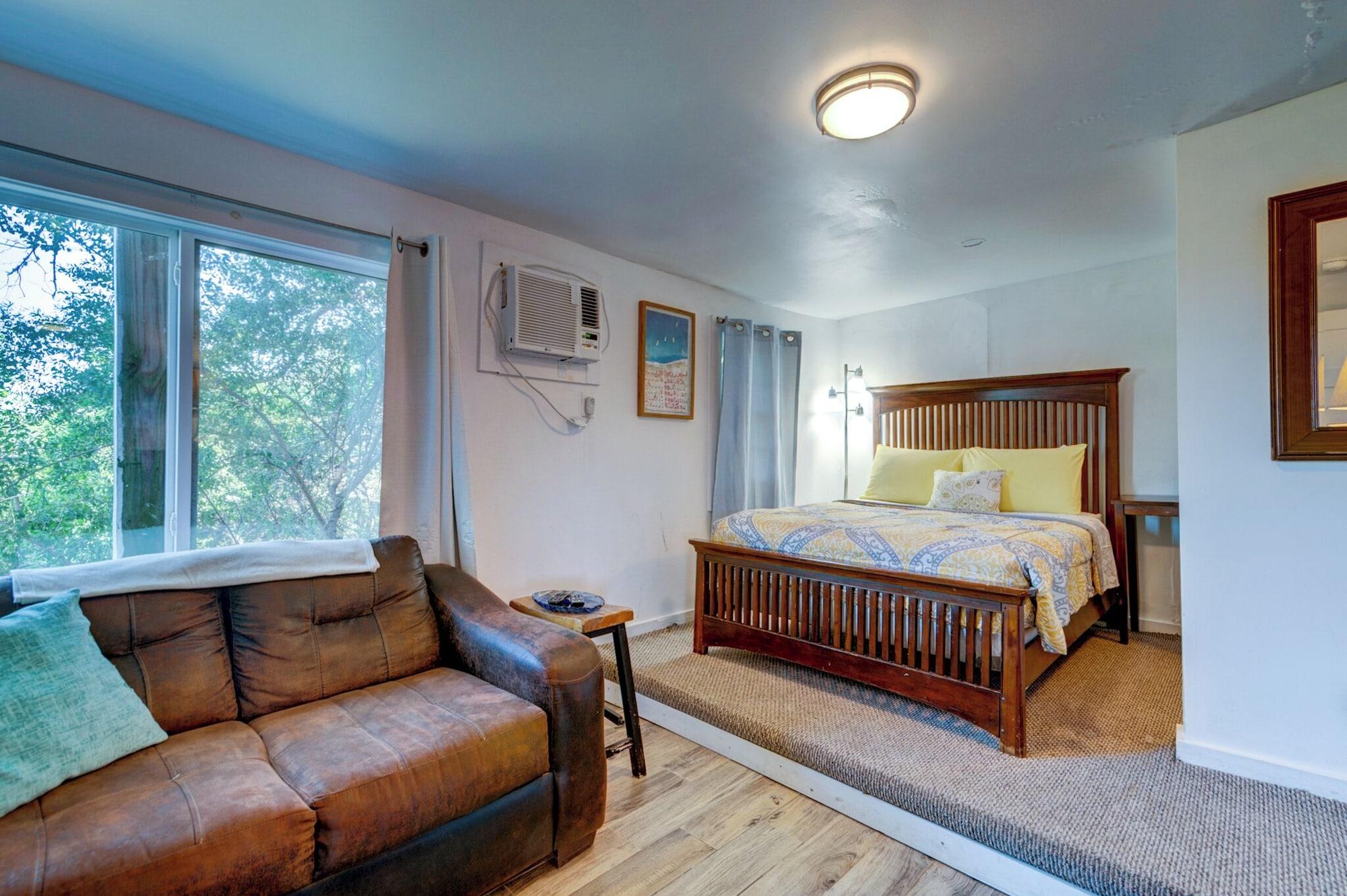 Riverside Inn and Cottages - photo 6