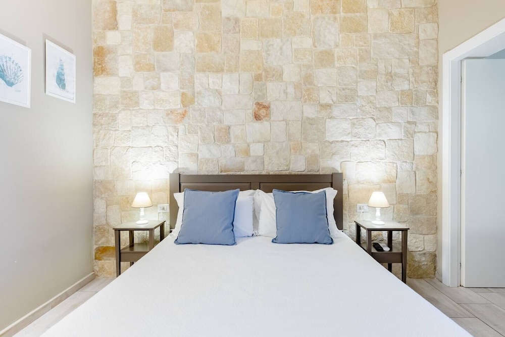 Torrelama Room Breakfast - carbon neutral hotel in Trani