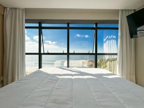 Blue Sea Hotel Suite Luxo Frente Mar in Itapema, Brasil