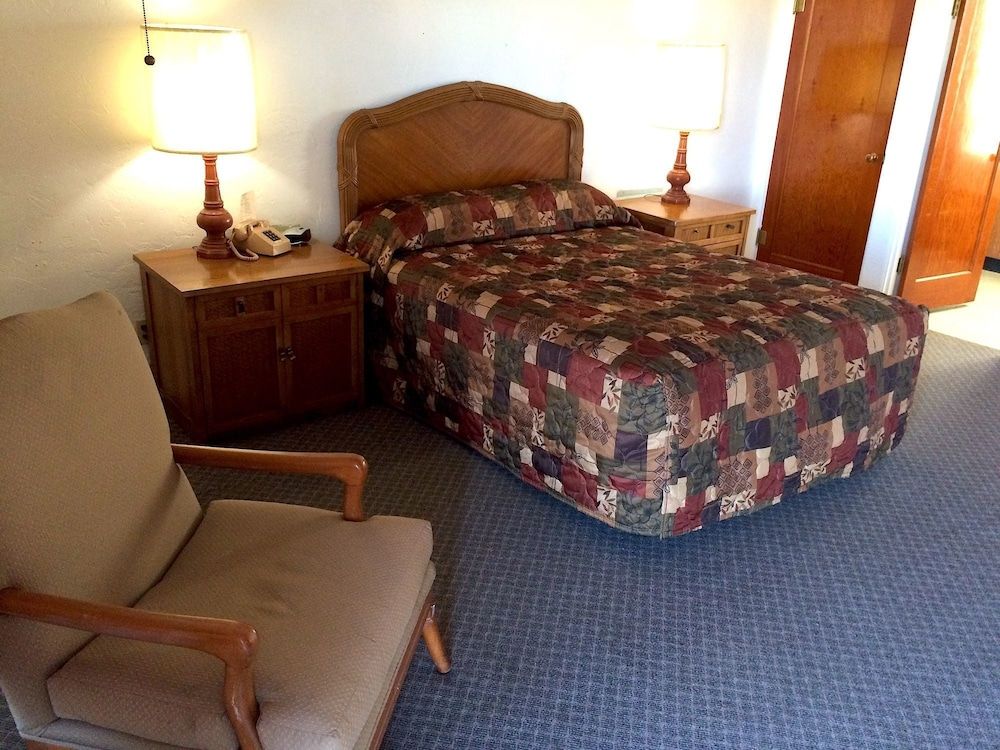 Connell Inn and Suites - photo 15