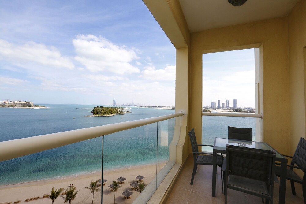 Kennedy Towers Al Sultana — 4-Star Luxury Hotel in Dubai, United Arab Emirates
