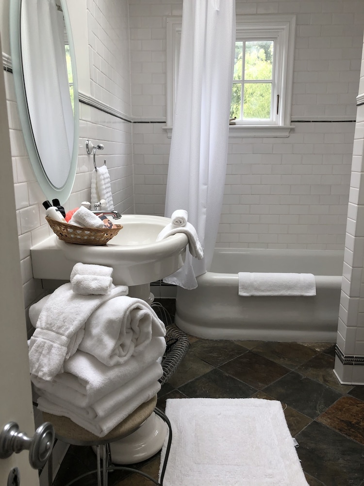 Frederick William House - photo 39