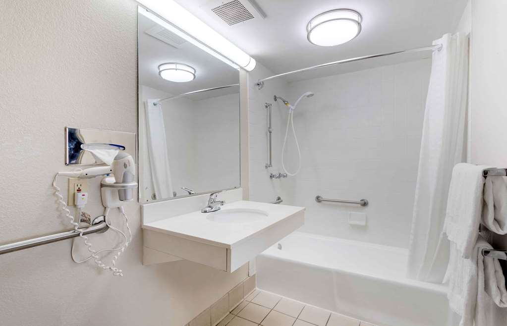 Extended Stay America Suites Bristol - photo 29