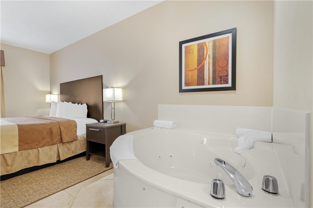 Best Western Teal Lake Inn - photo 12
