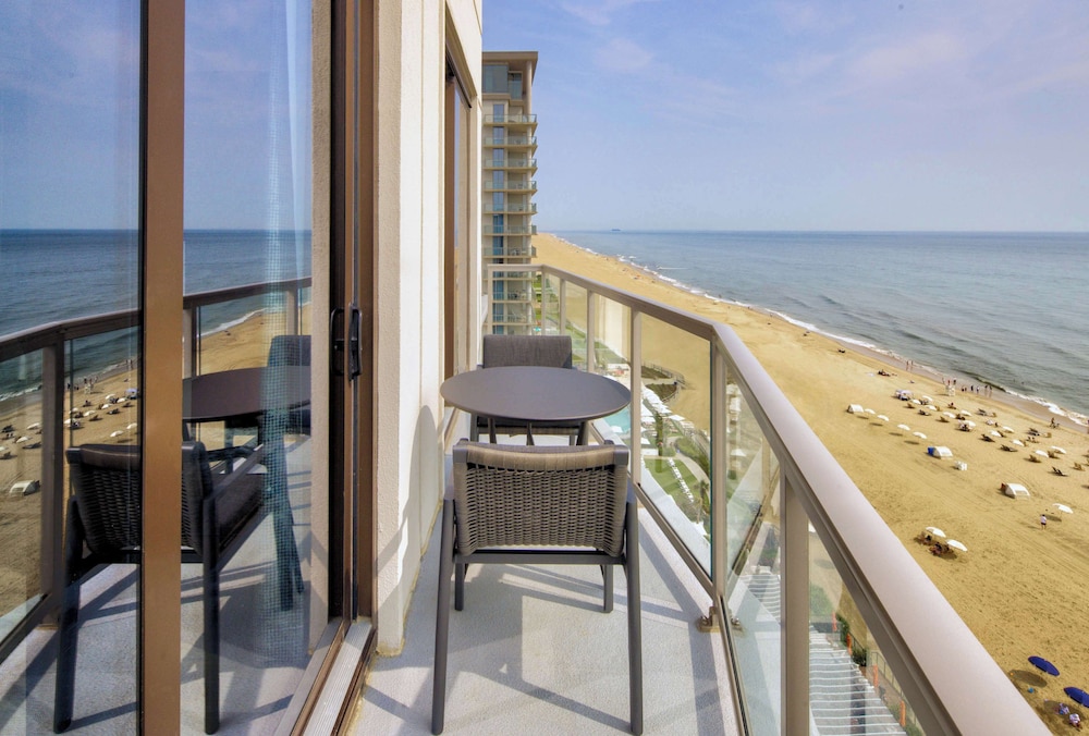 Embassy Suites by Hilton Virginia Beach Oceanfront Resort - photo 32