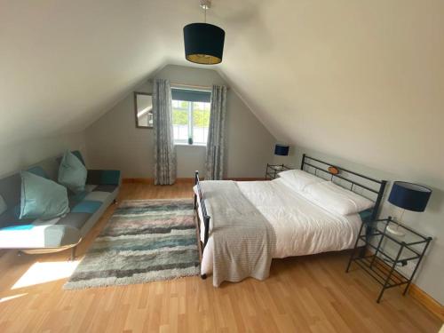 Loch Nuala — 4-Star Luxury Hotel in Gaillimh, Republic of Ireland