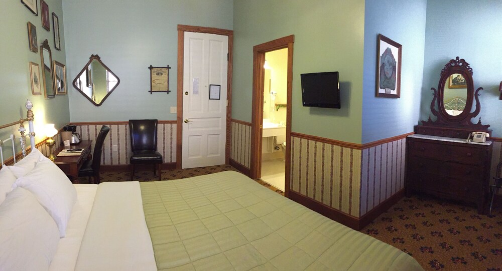 Hotel Millersburg - photo 20